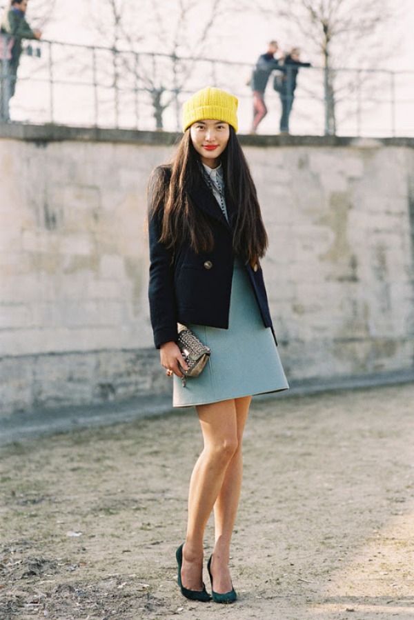 yellow beanie, paris fashion week, model