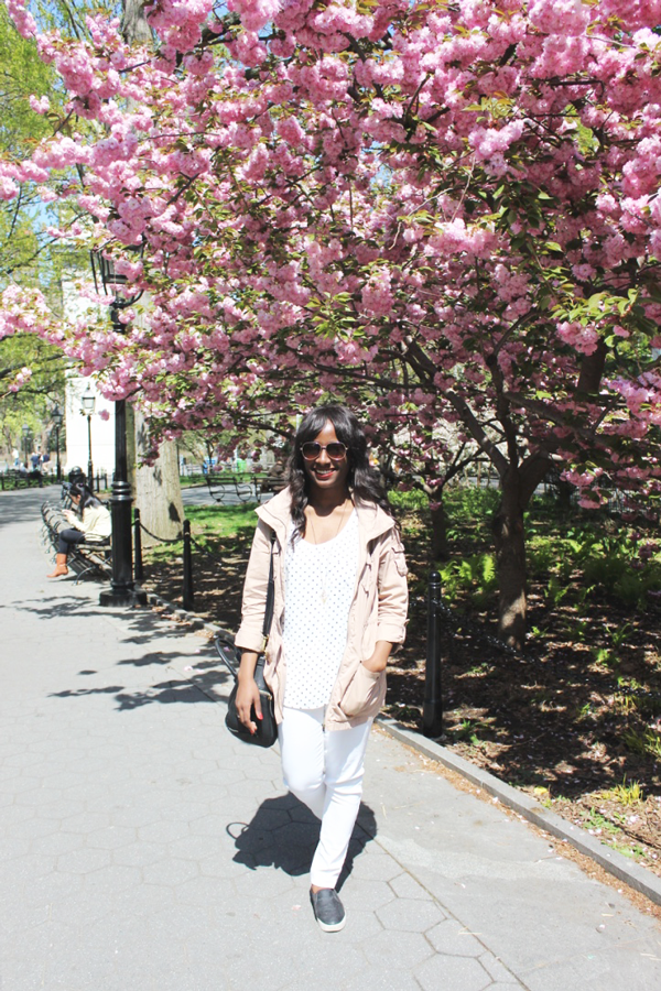 white jeans outfit, white jeans in spring, aeropostale sunglasses, pink sunglasses, pink outfit, pink flowers, spring flowers nyc